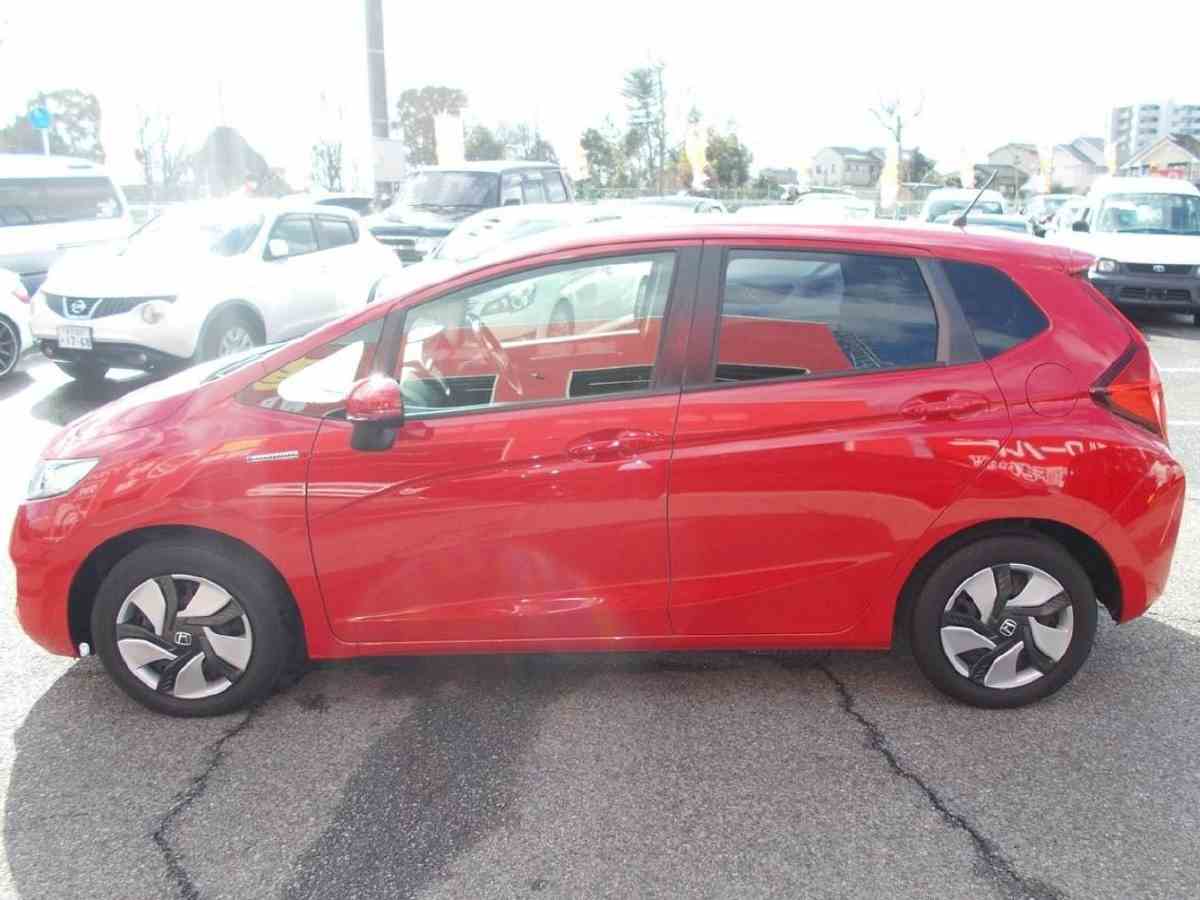 フィットハイブリッド