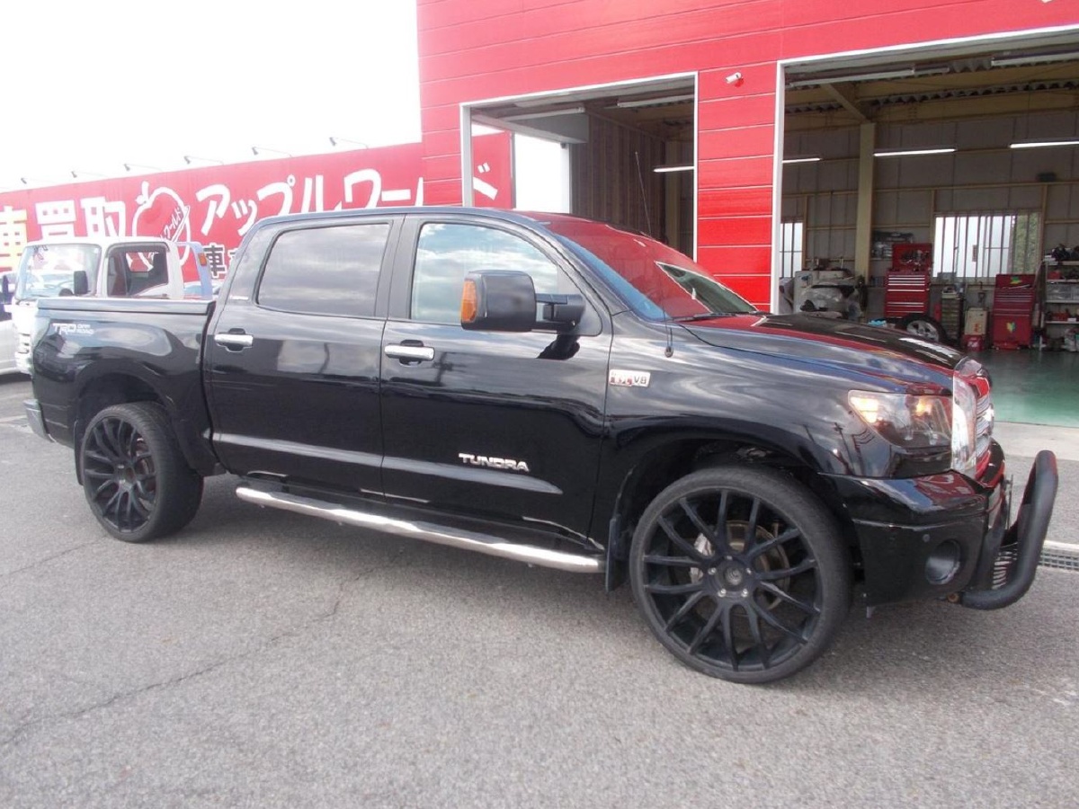 タンドラ　クルーマックス　リミテッド